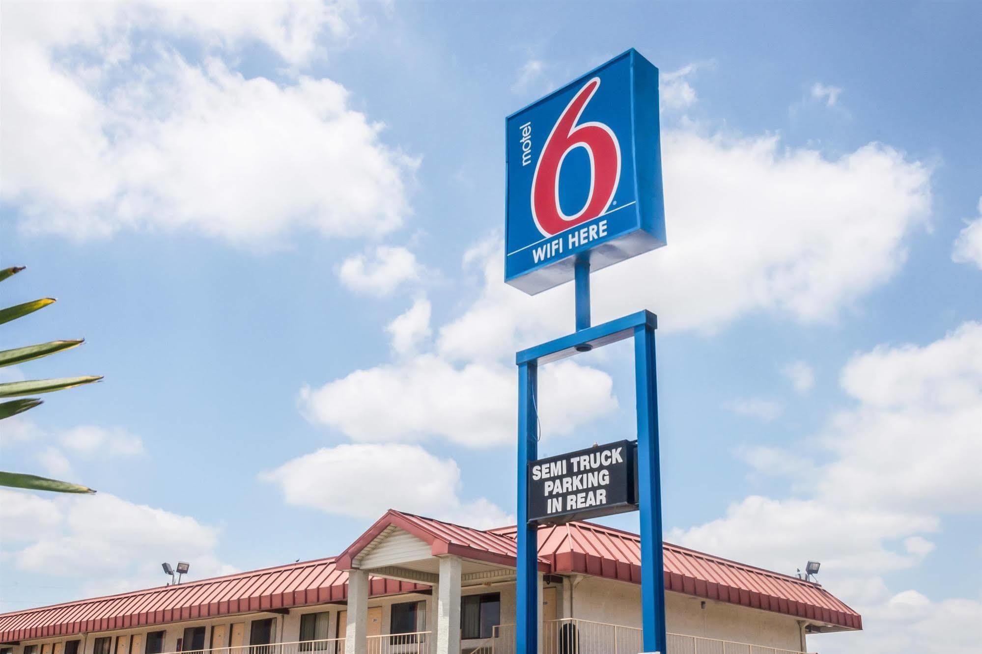Motel 6-Mesquite, TX - Rodeo - Convention Ctr Exterior foto